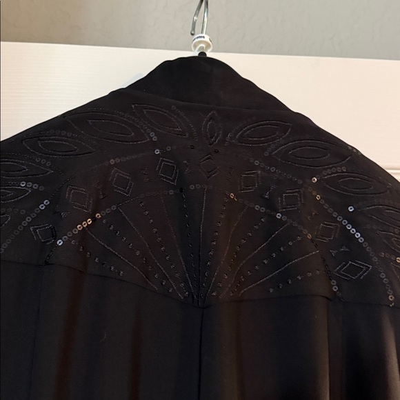 Antthony Elegant Black Blazer with camisole - Picture 4 of 5